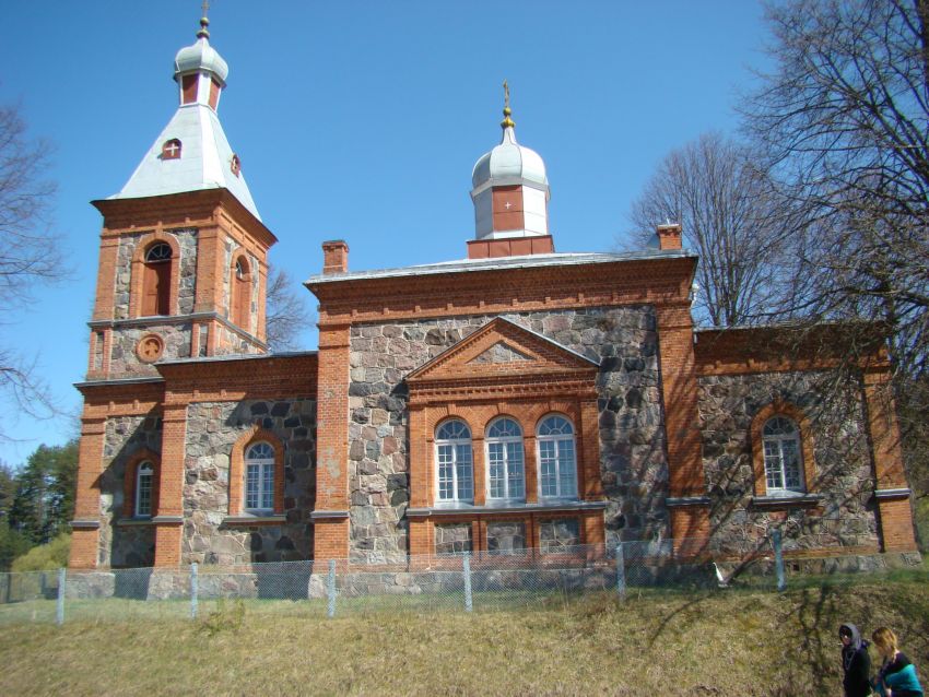 Церковь Покрова Пресвятой Богородицы, Вецкаплава (Краславский край, Латвия). фасады