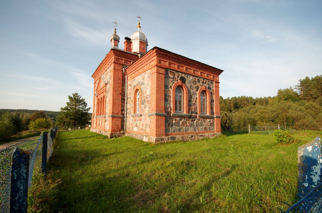 Вецкаплава. Церковь Покрова Пресвятой Богородицы. фасады