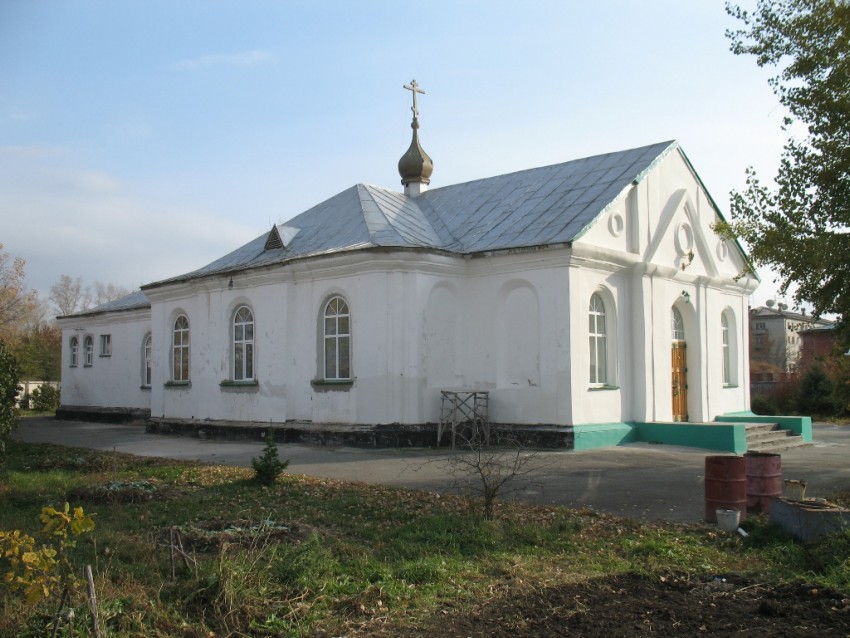 Усть-Каменогорский Троицкий монастырь. Церковь Троицы Живоначальной, Усть-Каменогорск (Восточно-Казахстанская область, Казахстан). общий вид в ландшафте
