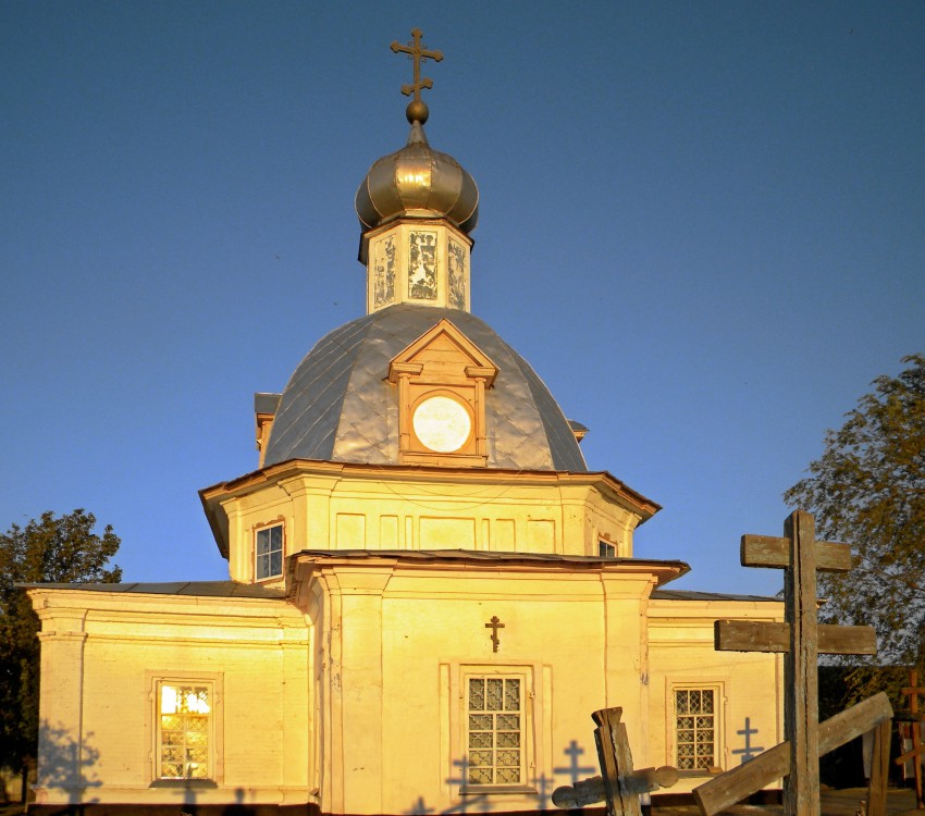 Церковь Петра и Павла, Чёрный Яр (Черноярский район, Астраханская область). фасады