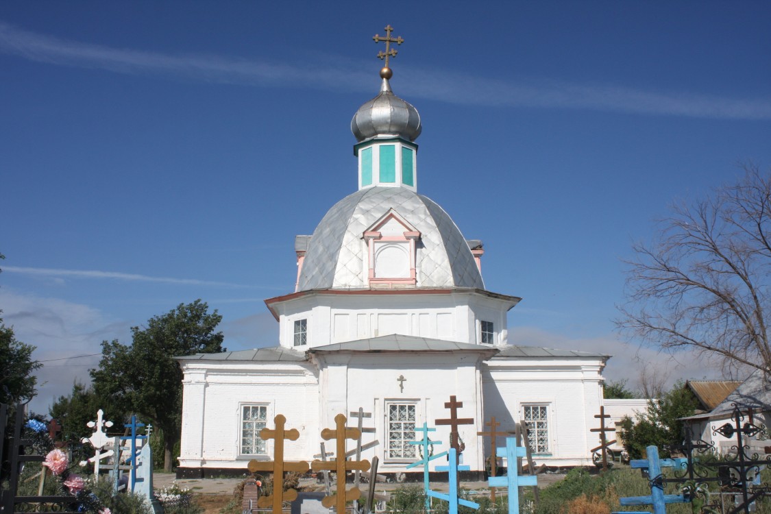 Церковь Петра и Павла, Чёрный Яр (Черноярский район, Астраханская область). фасады