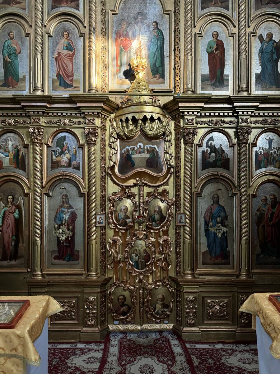 Церковь Петра и Павла, Чёрный Яр (Черноярский район, Астраханская область). интерьер и убранство, Царские Врата