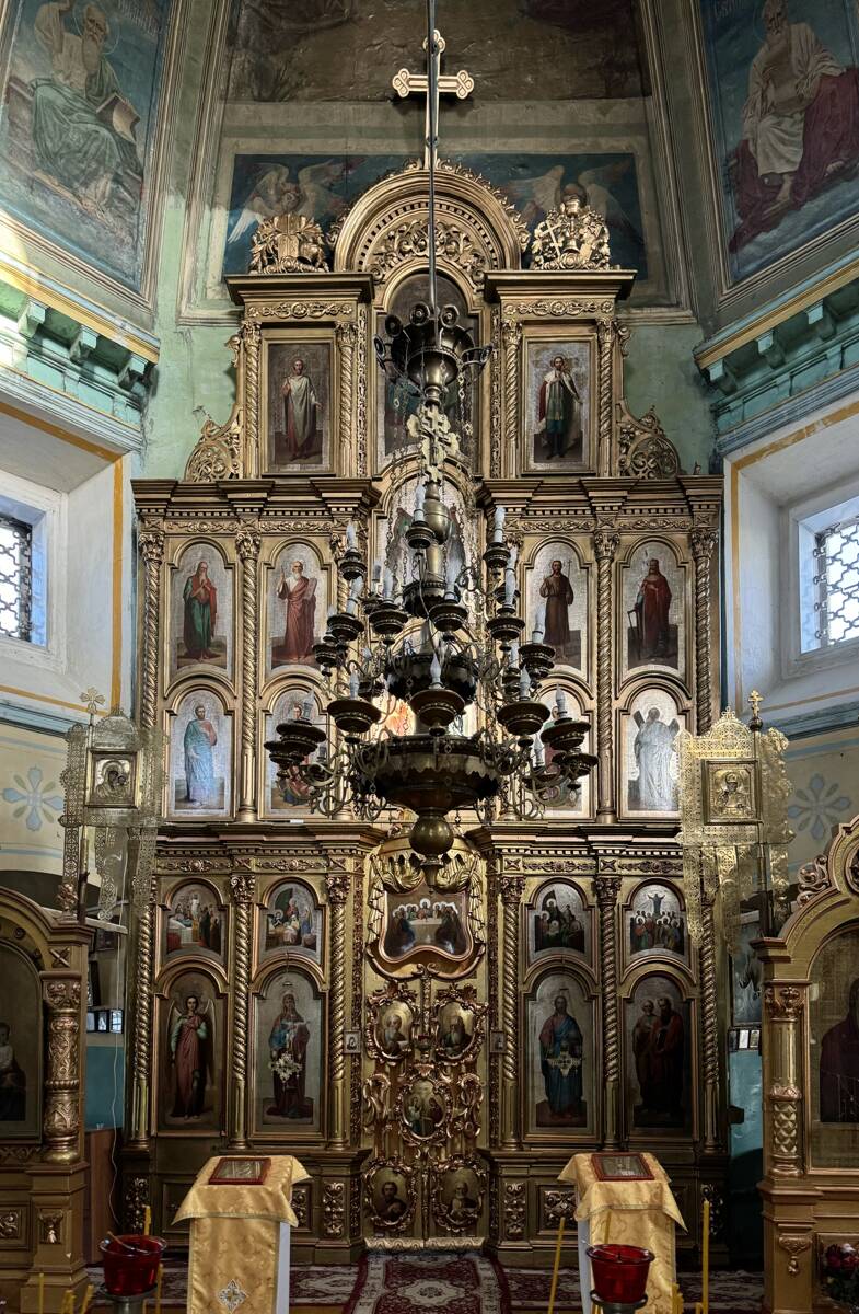 Церковь Петра и Павла, Чёрный Яр (Черноярский район, Астраханская область). интерьер и убранство, Иконостас, фронтальный вид