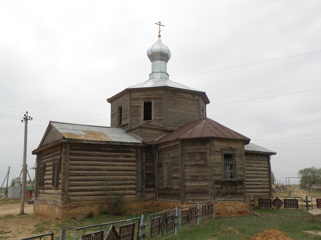 Владимировка. Церковь Михаила Архангела. фасады