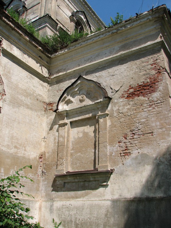 Церковь Михаила Архангела, Дубовица (Шумячский район, Смоленская область). архитектурные детали