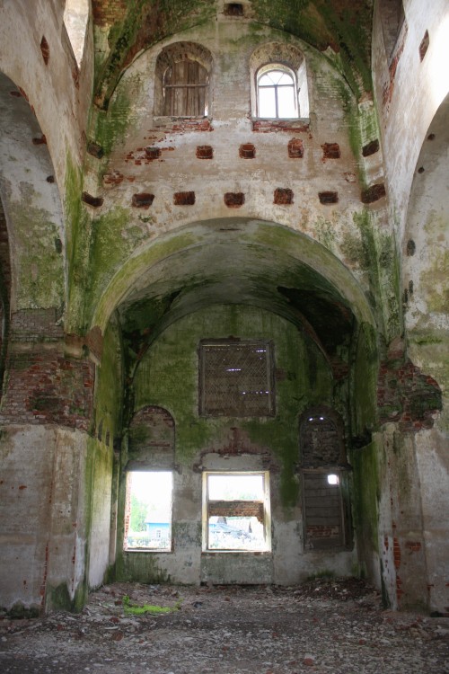 Церковь Михаила Архангела, Дубовица (Шумячский район, Смоленская область). интерьер и убранство