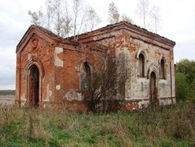 Пиряны. Церковь Преображения Господня