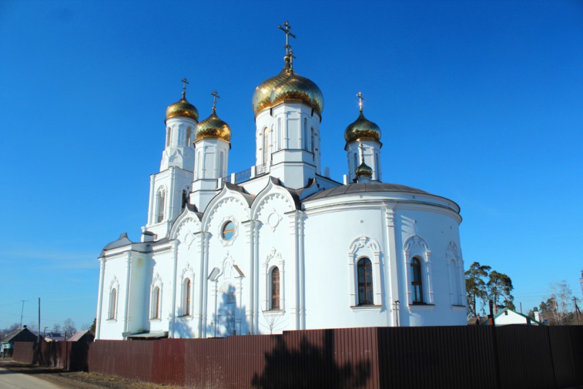 Козельск. Церковь Богоявления Господня. фасады, Вид с юго-востока
