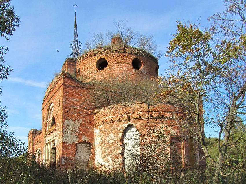 Церковь Михаила Архангела, Фетиньино (Перемышльский район, Калужская область). фасады, вид с востока