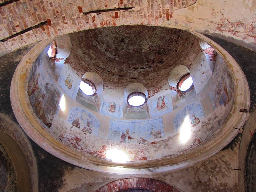 Церковь Михаила Архангела, Фетиньино (Перемышльский район, Калужская область). интерьер и убранство, свод основного объема