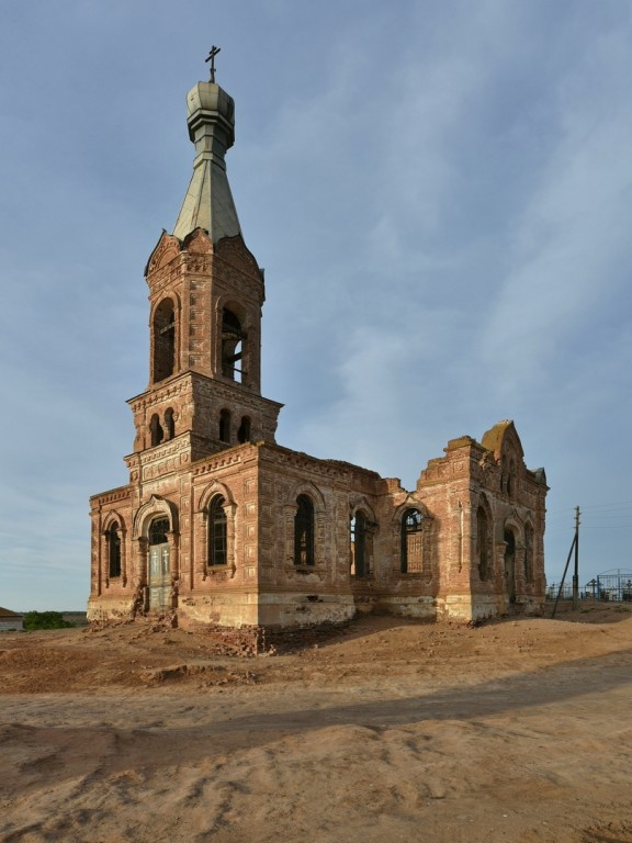 Церковь Трёх Святителей, Большой Могой (Володарский район, Астраханская область). фасады, Вид с юго-запада