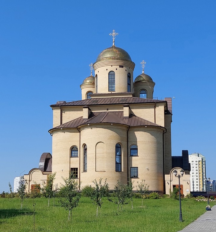 Гродно. Церковь Собора Белорусских святых. фасады