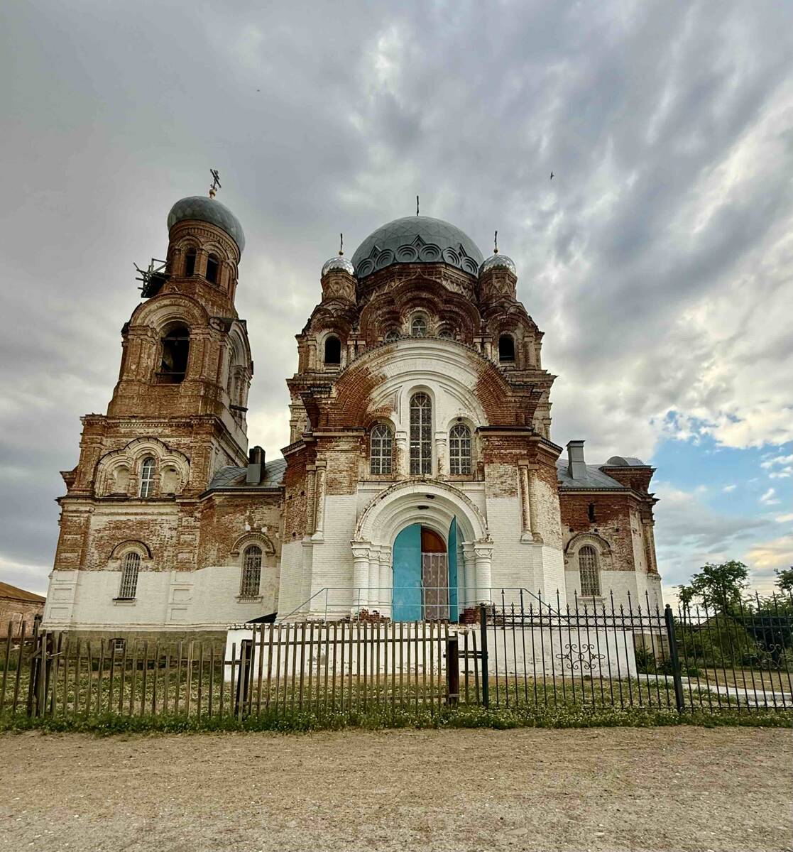 Церковь Покрова Пресвятой Богородицы, Пришиб (Енотаевский район, Астраханская область). фасады