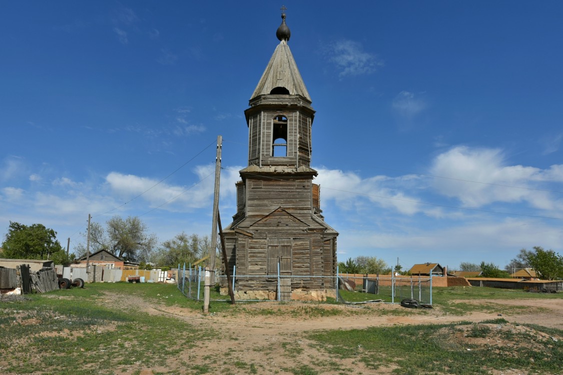 Церковь Покрова Пресвятой Богородицы, Ивановка (Енотаевский район, Астраханская область). фасады, Вид с запада