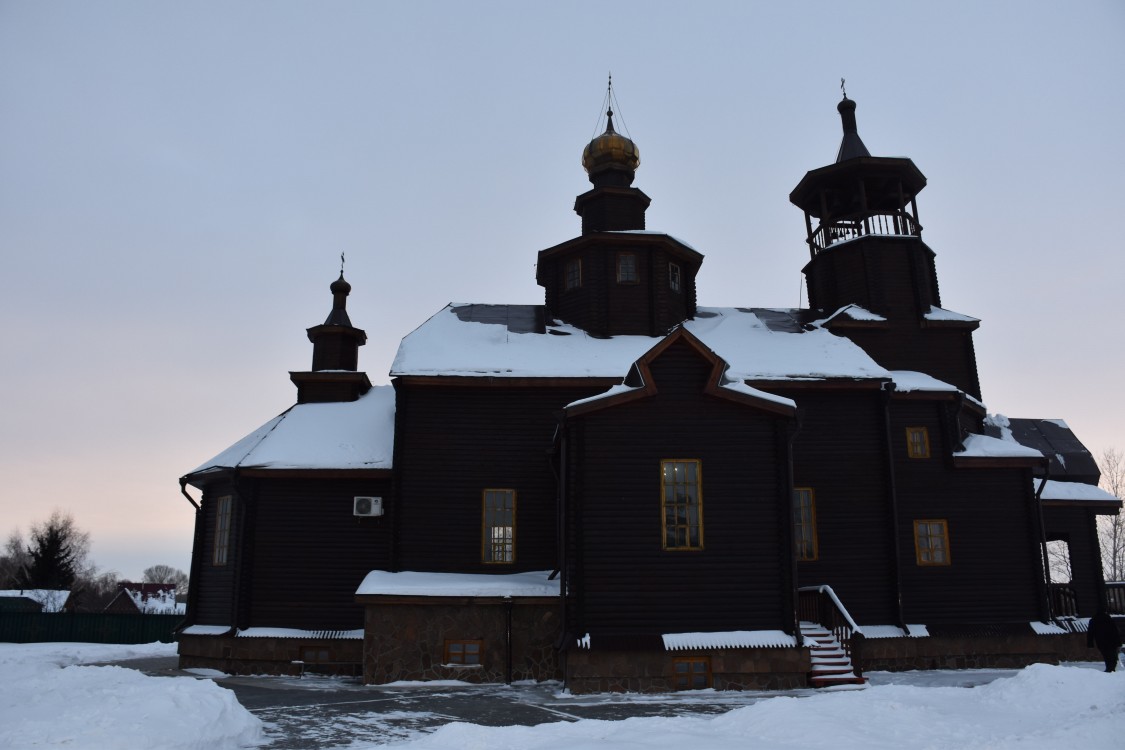 Усть-Каменогорск. Церковь Покрова Пресвятой Богородицы (новая). фасады