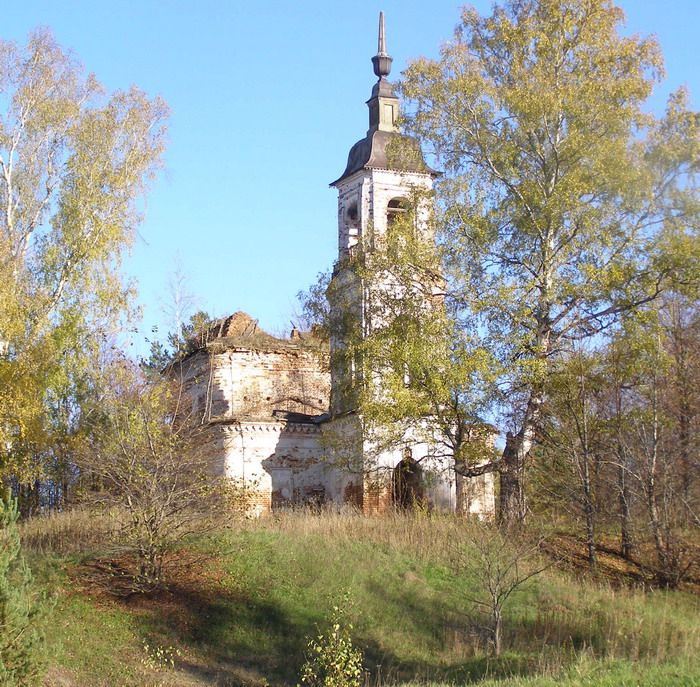 Церковь Космы и Дамиана, Козьмодемьян (Островский район, Костромская область). фасады