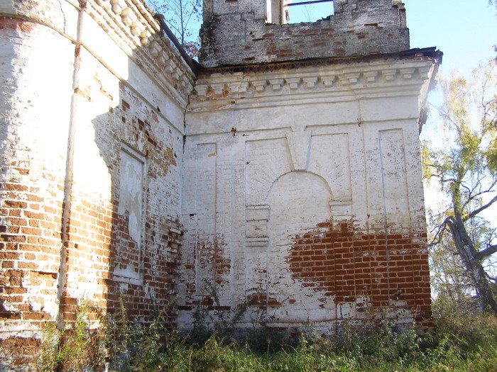Церковь Космы и Дамиана, Козьмодемьян (Островский район, Костромская область). архитектурные детали