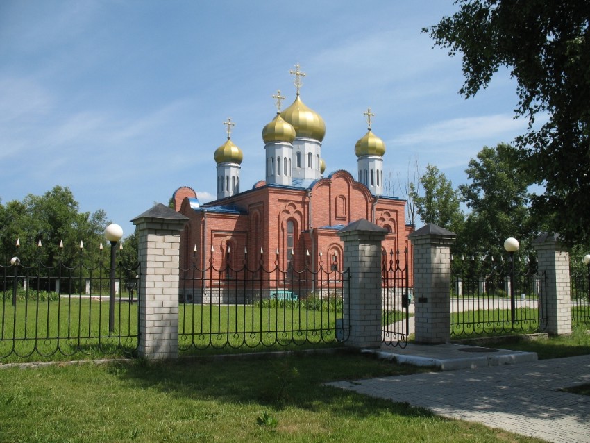 Усть-Каменогорск. Церковь Зиновия, иерея Согринского. общий вид в ландшафте