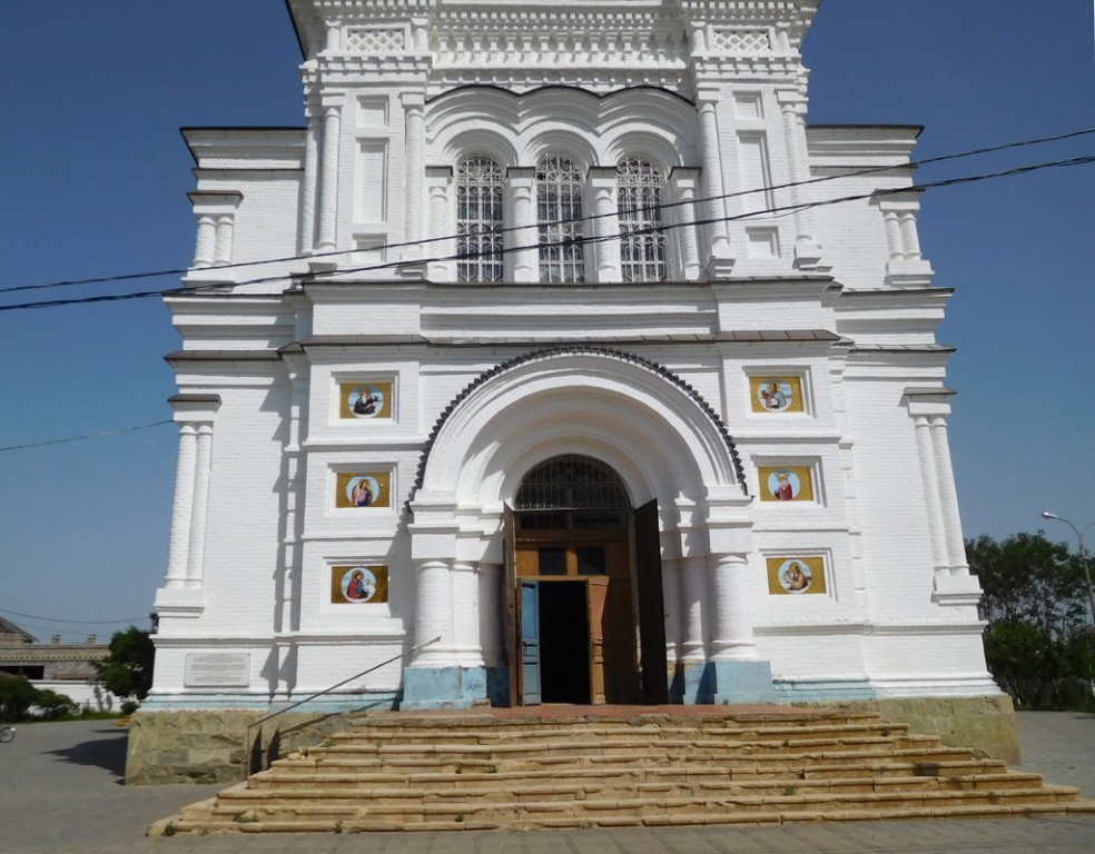 Церковь Рождества Пресвятой Богородицы, Никольское (Енотаевский район, Астраханская область). архитектурные детали