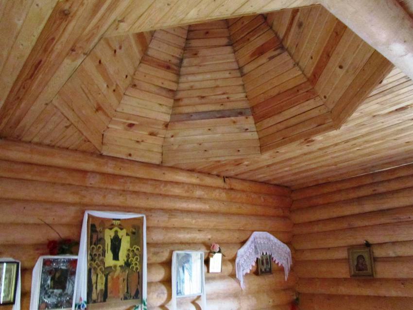 Часовня Покрова Пресвятой Богородицы, Кумбисер (Никольский район, Вологодская область). интерьер и убранство