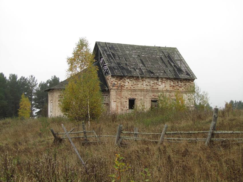 Церковь Введения во храм Пресвятой Богородицы (старая), Лоха (Никольский район, Вологодская область). фасады, вид с севера