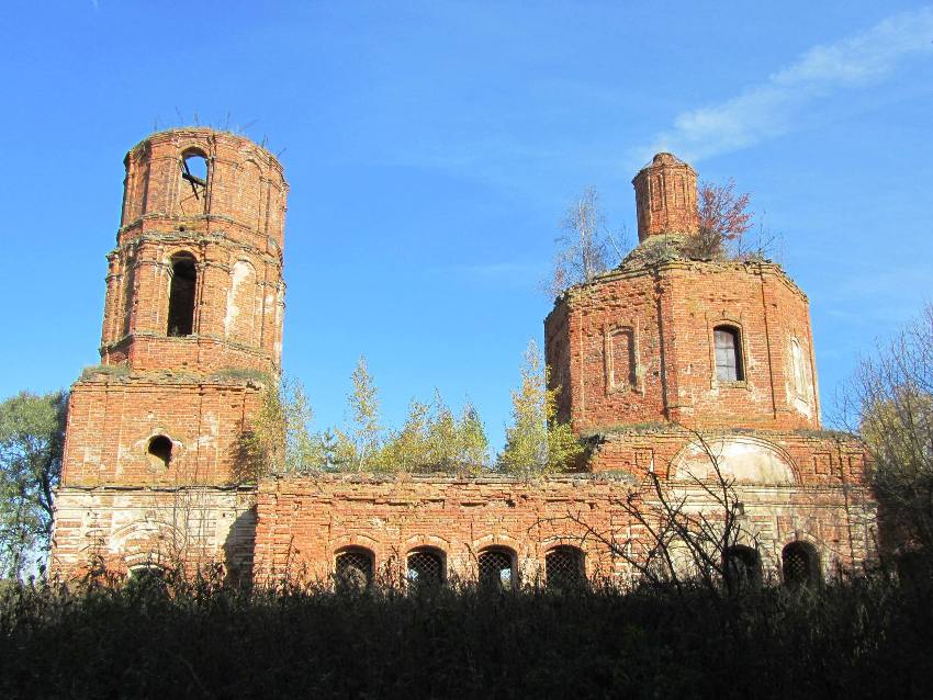 Церковь Рождества Христова, Рождествено (Перемышльский район, Калужская область). фасады, вид с юга