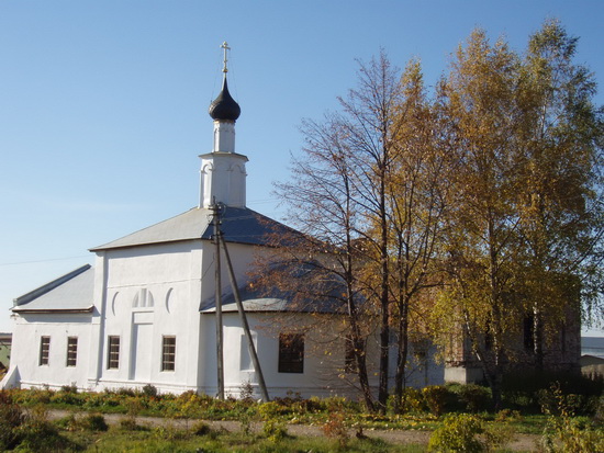 Церковь Илии Пророка, Кузнечиха (Ярославский район, Ярославская область). общий вид в ландшафте