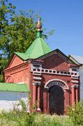 Углич. Алексеевский женский монастырь. Часовня у Святых ворот