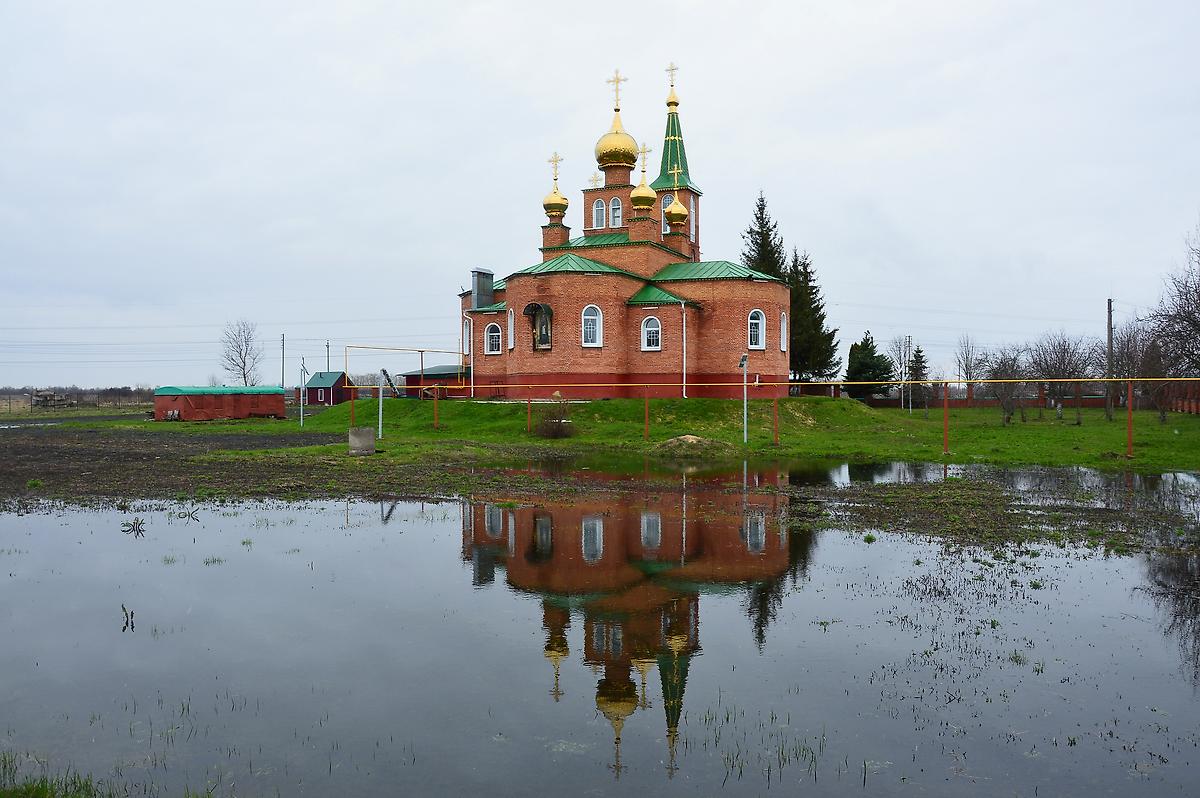 общий вид в ландшафте. Церковь Сергия Радонежского, Первомайский (Первомайский район, Тамбовская область)