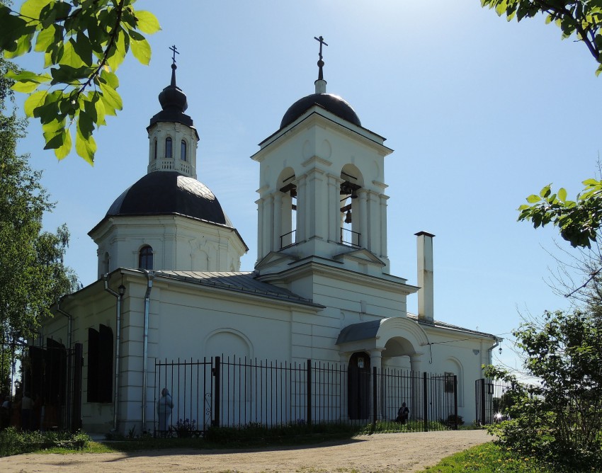 Церковь Николая Чудотворца, Фёдоровское (Ступинский городской округ, Московская область). фасады