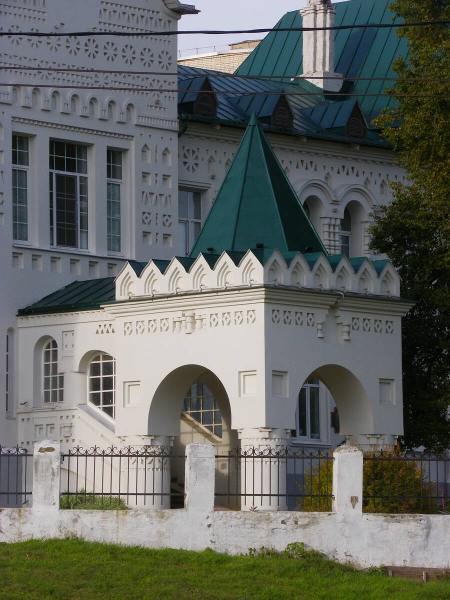 Домовая церковь Елисаветы Феодоровны при больнице скорой помощи, Владимир (Владимир, город, Владимирская область). архитектурные детали, Крыльцо