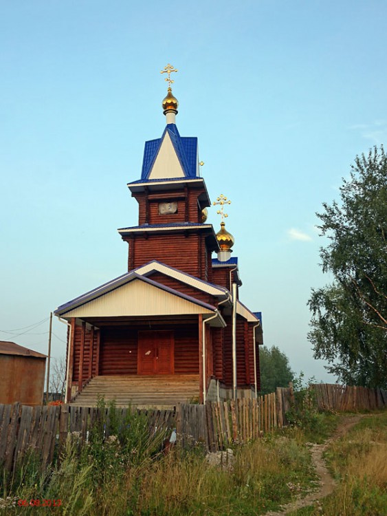 Ивдель. Церковь Благовещения Пресвятой Богородицы. общий вид в ландшафте