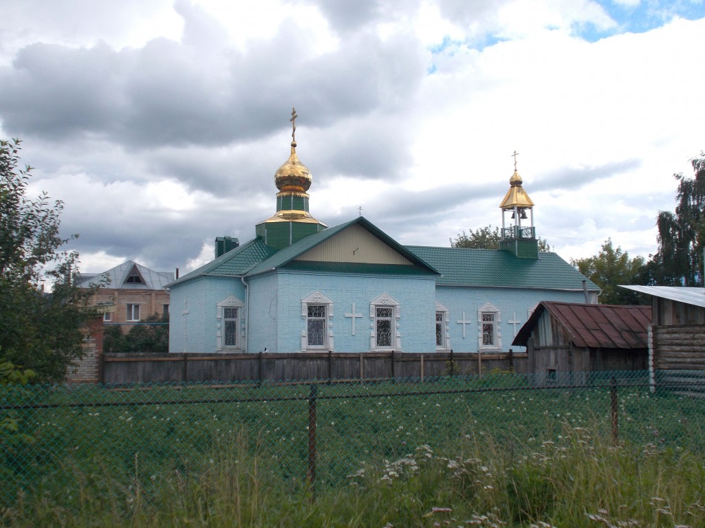 Белорецк. Церковь Троицы Живоначальной. фасады