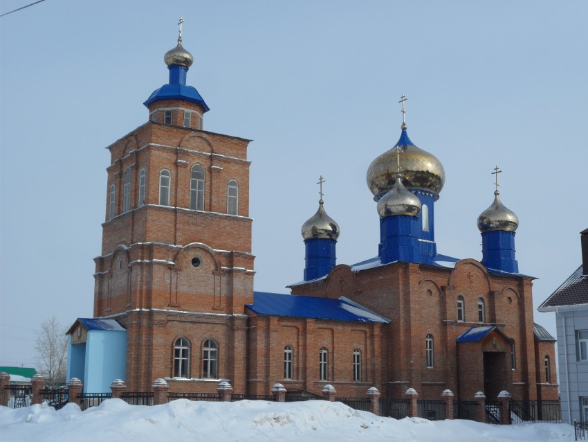 Ермолаево. Церковь Тихона, Патриарха Всероссийского. фасады