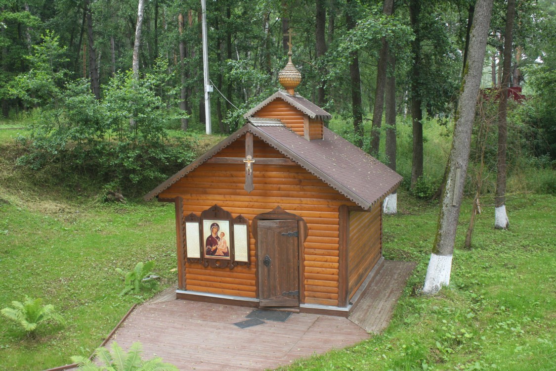 Часовня Тихвинской иконы Божией Матери, Жуков (Жуковский район, Калужская область). фасады, Купальня.