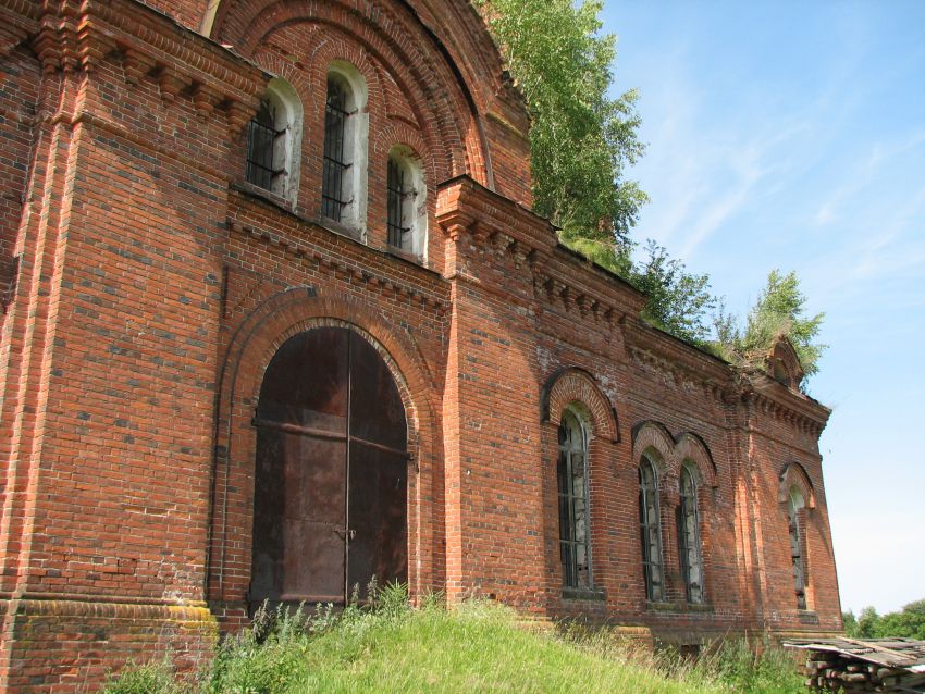 Церковь Рождества Пресвятой Богородицы, Корсики (Ершичский район, Смоленская область). архитектурные детали, Элементы северного фасада