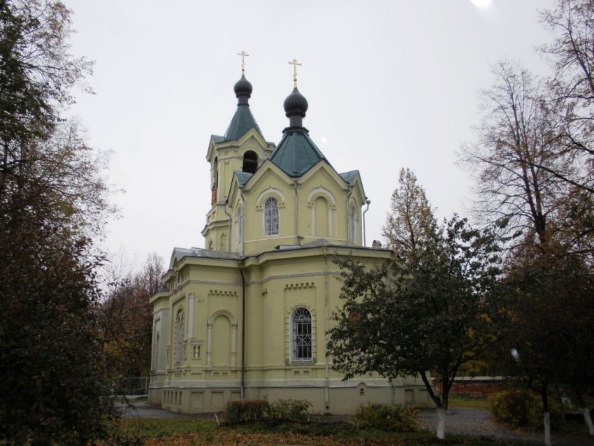 Рязань. Церковь Успения Пресвятой Богородицы. общий вид в ландшафте, Вид с юго-востока