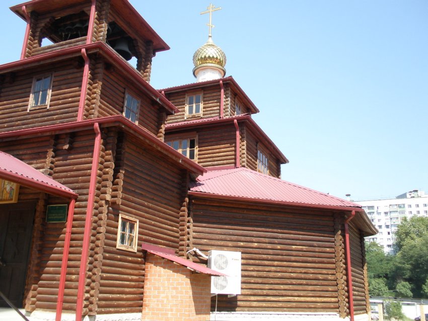 Сочи. Церковь Андрея Первозванного в Заречном. фасады, Основной объем храма, вид с юго-запада