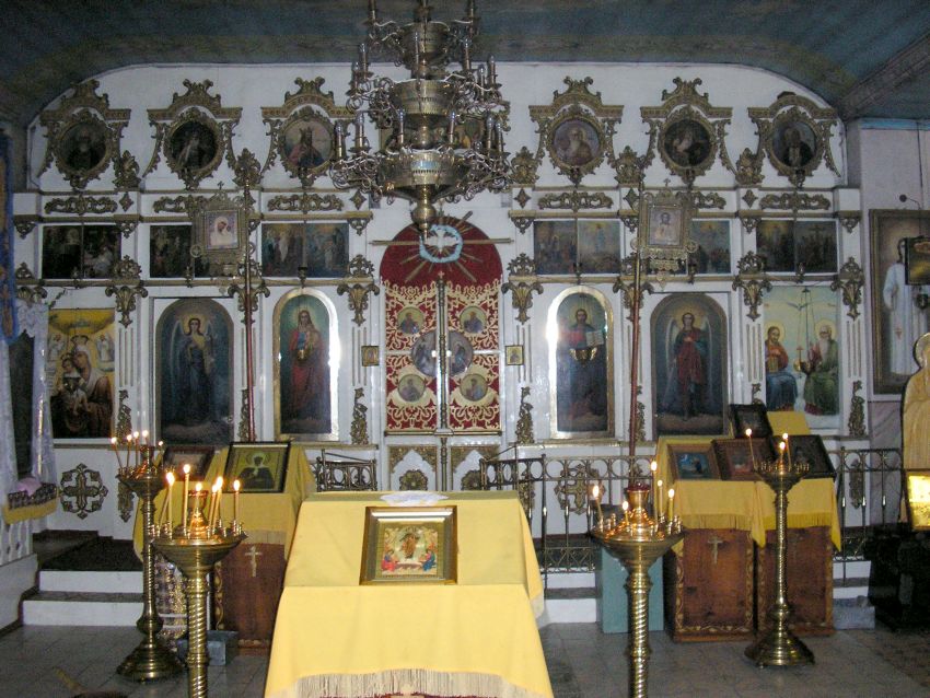 Церковь Троицы Живоначальной, Белорецк (Белорецкий район, Республика Башкортостан). интерьер и убранство, 	      