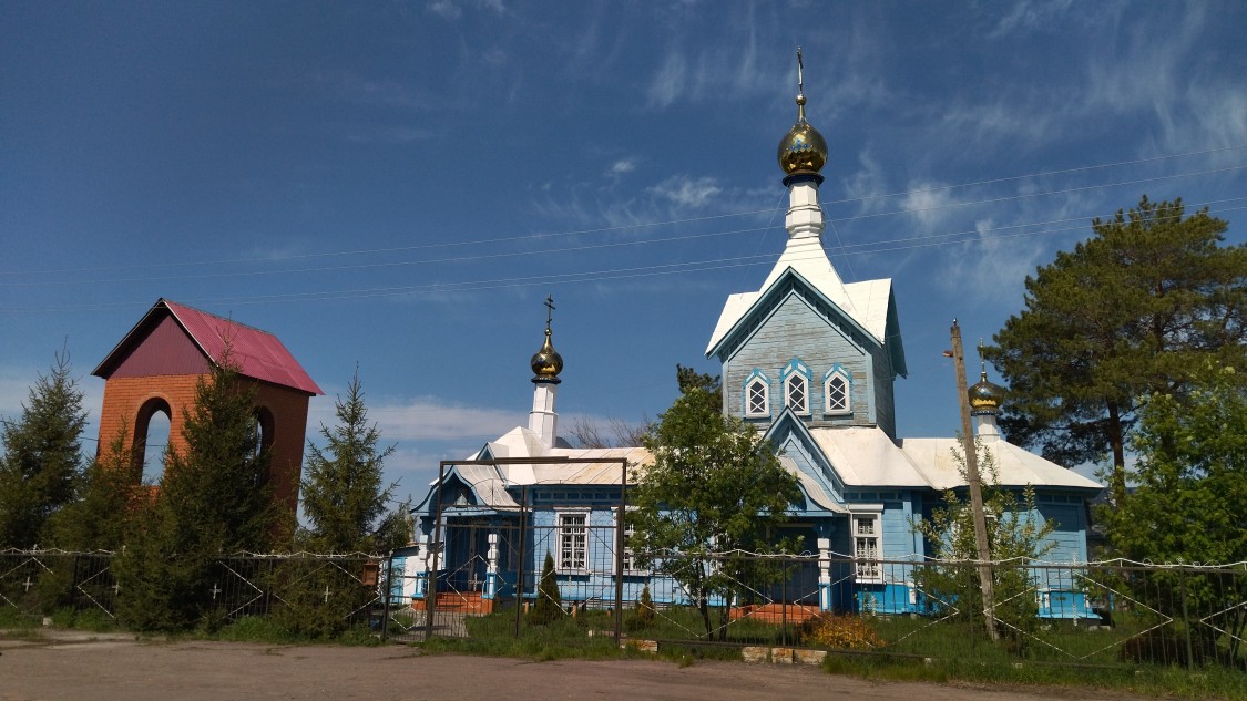 Церковь Покрова Пресвятой Богородицы, Долина (Терновский район, Воронежская область). фасады