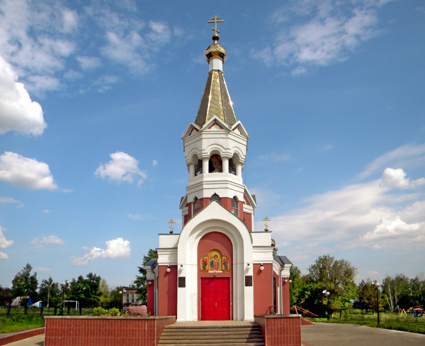 Церковь Варвары великомученицы, Варваровка (Алексеевский район, Белгородская область). общий вид в ландшафте