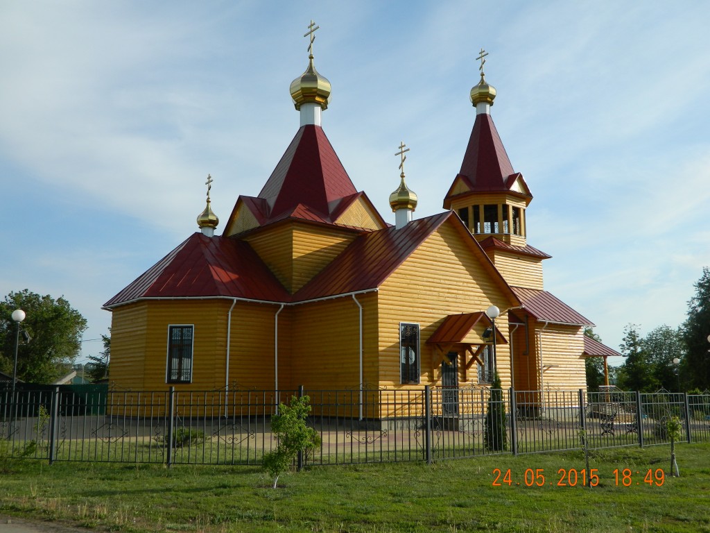 Репенка. Церковь Георгия Победоносца. фасады