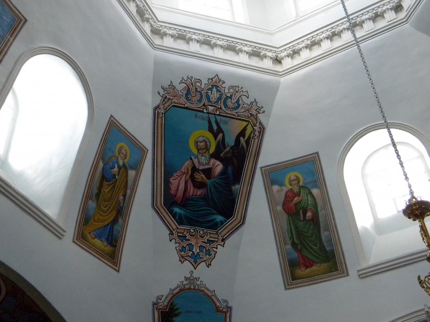 Церковь Покрова Пресвятой Богородицы, Иловка (Алексеевский район, Белгородская область). интерьер и убранство