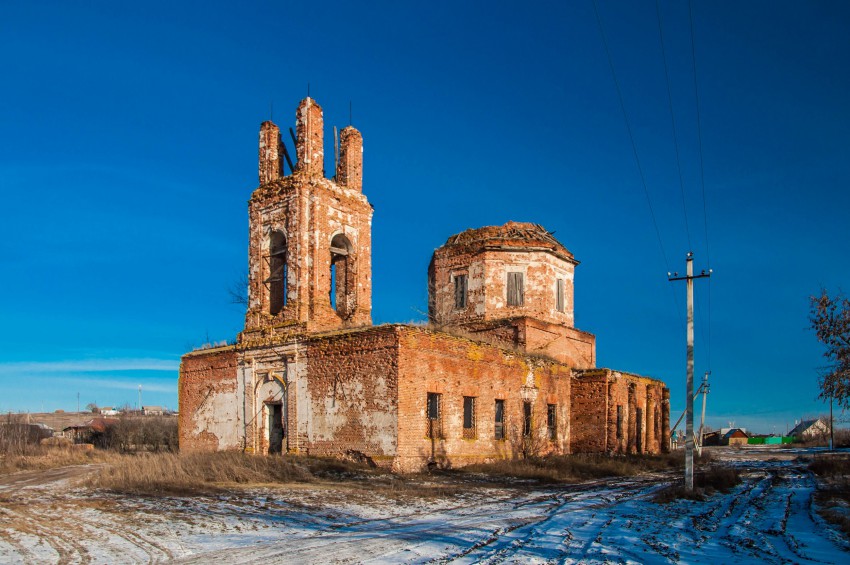 Церковь Николая Чудотворца, Большие Алабухи (Грибановский район, Воронежская область). общий вид в ландшафте