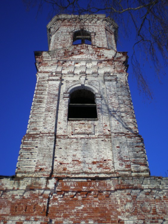 Церковь Параскевы Пятницы, Серафимовка (Боровичский район, Новгородская область). архитектурные детали