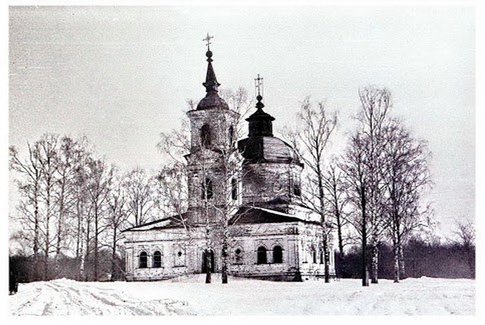 Церковь Параскевы Пятницы, Серафимовка (Боровичский район, Новгородская область). архивная фотография, Фото 1942 г. с аукциона e-bay.de