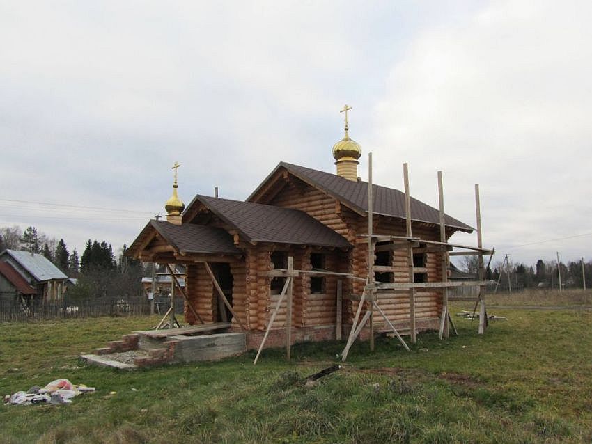 Лодыгино. Часовня Царственных страстотерпцев. фасады, вид с северо-запада