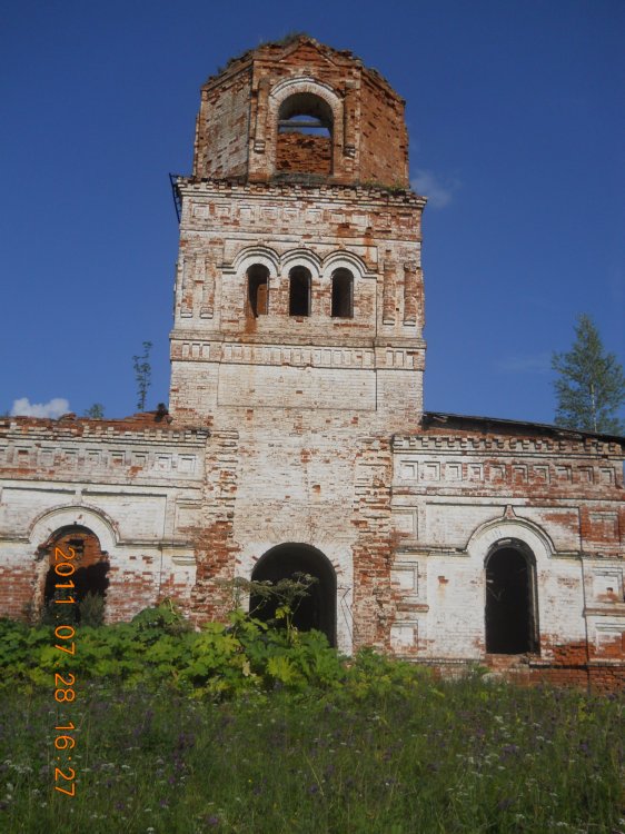 Церковь Димитрия Солунского, Замедянцы, урочище (Слободской район, Кировская область). фасады