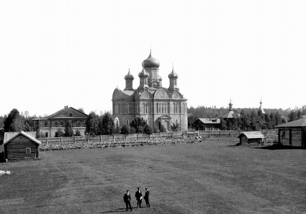 Сохоть. Севастьянов Спасо-Преображенский монастырь. архивная фотография, вид монастыря в конце 19 начале 20 века