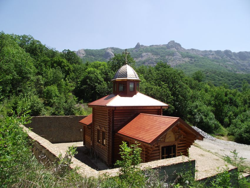 Кизилташский Стефана Сурожского мужской монастырь, Краснокаменка (Кизилташ) (Феодосия, город, Республика Крым). общий вид в ландшафте